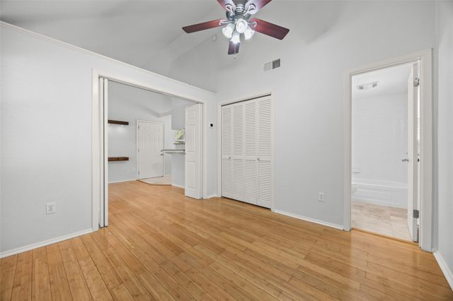 1110 W 22nd ST 12, Austin, TX 78705