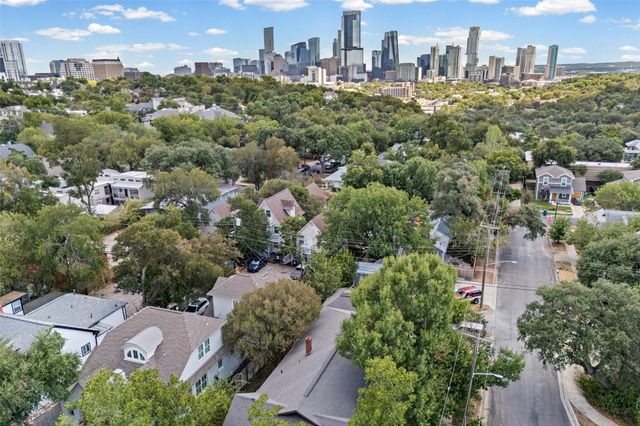 1110 W 22nd ST 12, Austin, TX 78705