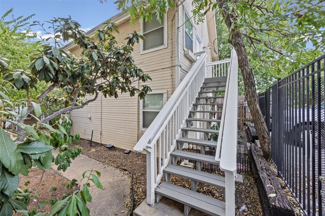1110 W 22nd ST 12, Austin, TX 78705