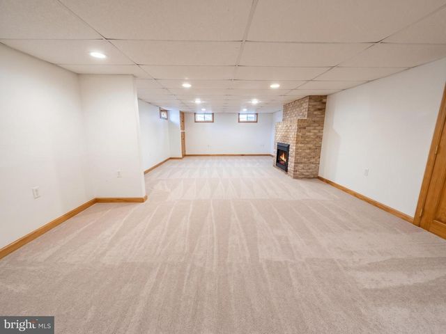 106 ALLEGHENY AVE, Hanover, PA 17331