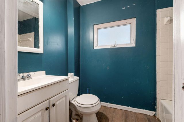 245 Maplewood Avenue, Columbus, OH 43213