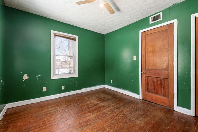 245 Maplewood Avenue, Columbus, OH 43213