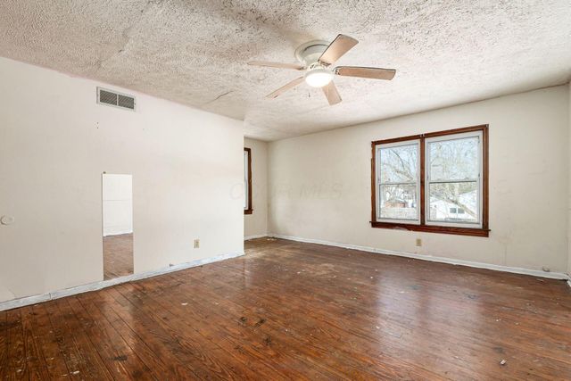 245 Maplewood Avenue, Columbus, OH 43213