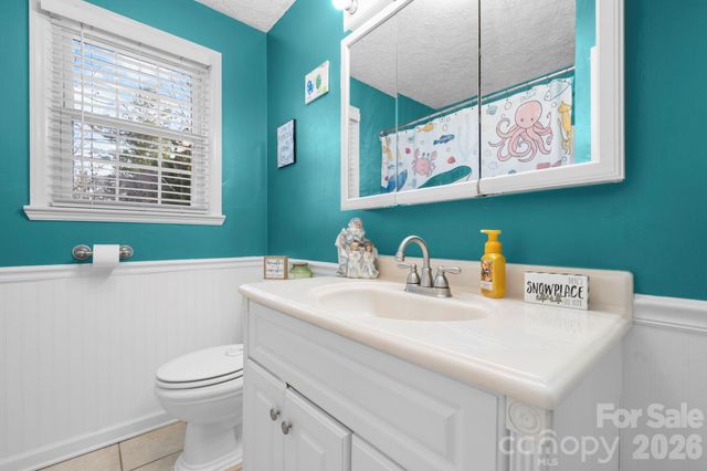 419 Hudson Heights, Hudson, NC 28638