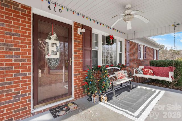 419 Hudson Heights, Hudson, NC 28638