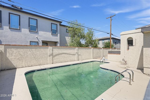 2940 N 38TH Street 8, Phoenix, AZ 85018