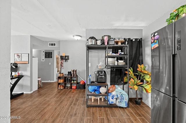 2940 N 38TH Street 8, Phoenix, AZ 85018