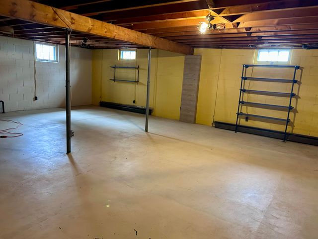 11 Laflure Lane, Peru, NY 12972