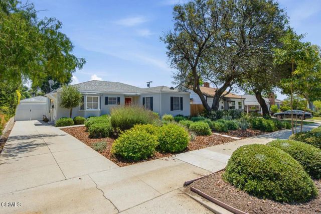 1010 Roxbury Drive, Pasadena, CA 91104