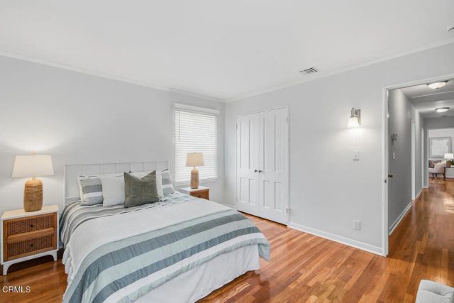 1010 Roxbury Drive, Pasadena, CA 91104