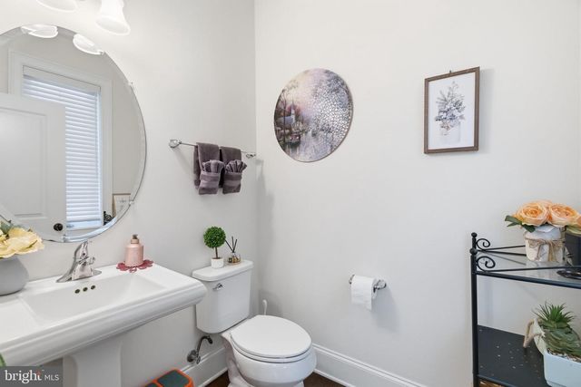 23 GREY CT, Berwyn, PA 19312