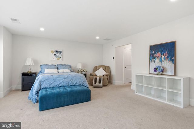 23 GREY CT, Berwyn, PA 19312