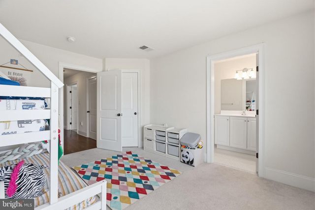 23 GREY CT, Berwyn, PA 19312