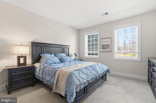 23 GREY CT, Berwyn, PA 19312