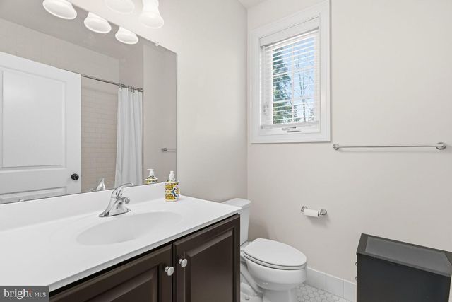 23 GREY CT, Berwyn, PA 19312