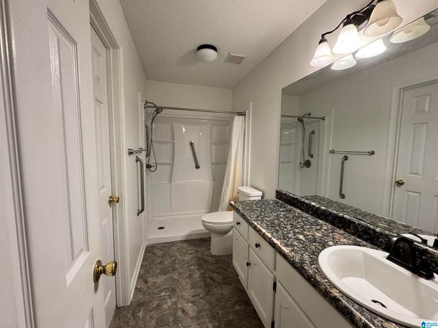 5602 HUNTER BROOK COURT, Gardendale, AL 35071