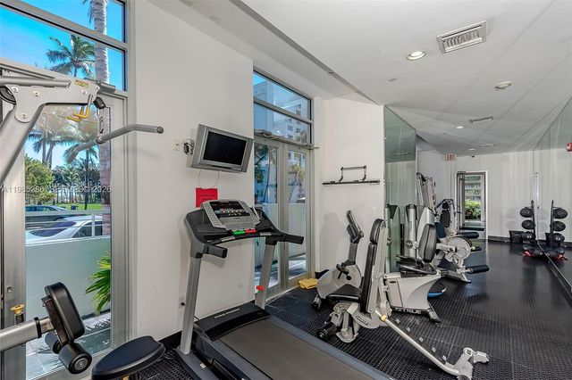 200 Ocean Dr 5A, Miami Beach, FL 33139