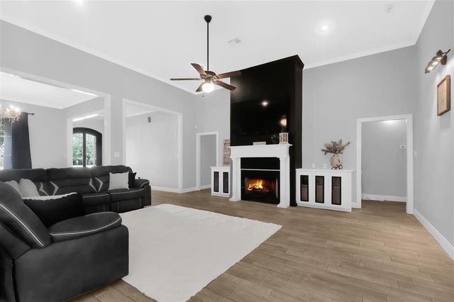4916 Westridge Park W Park, Lake Charles, LA 70605