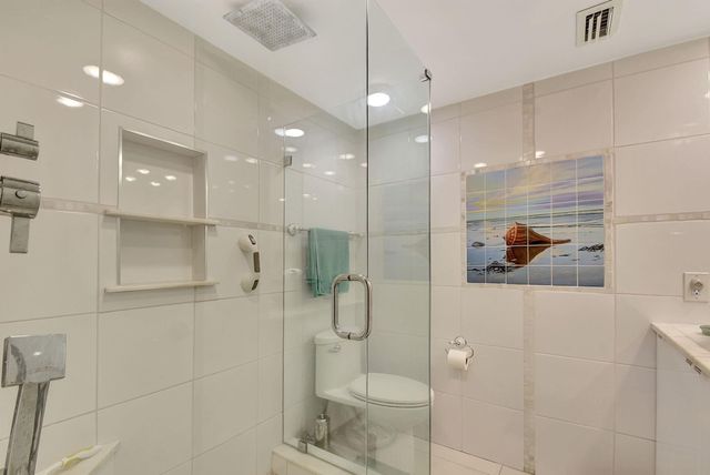 740 E Ocean Avenue 105, Boynton Beach, FL 33435