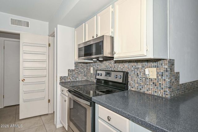 17406 N 130TH Avenue, Sun City West, AZ 85375
