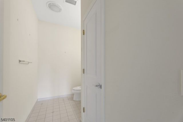 520 Victor St 42, Saddle Brook Twp., NJ 07663