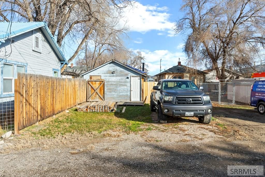Image 20 of property listing at 1445 N Garfield, Pocatello, ID 83204