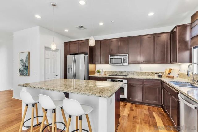 1021 Iron Wheel Street, Santee, CA 92071