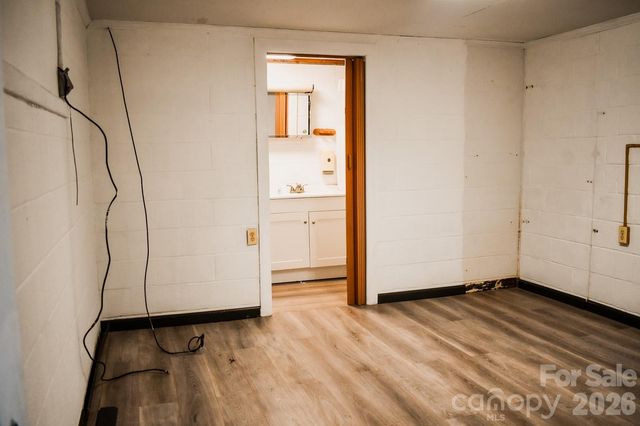 4928 Northcrest Street, Claremont, NC 28610