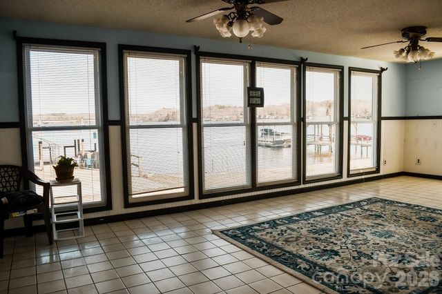 4928 Northcrest Street, Claremont, NC 28610