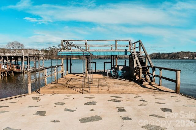 4928 Northcrest Street, Claremont, NC 28610