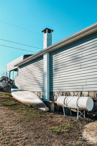 4928 Northcrest Street, Claremont, NC 28610