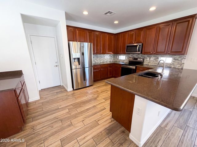 5509 W ROWEL Road, Phoenix, AZ 85083