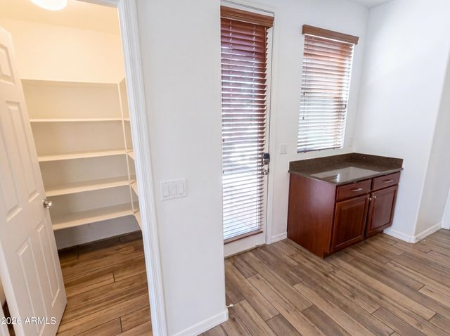 5509 W ROWEL Road, Phoenix, AZ 85083