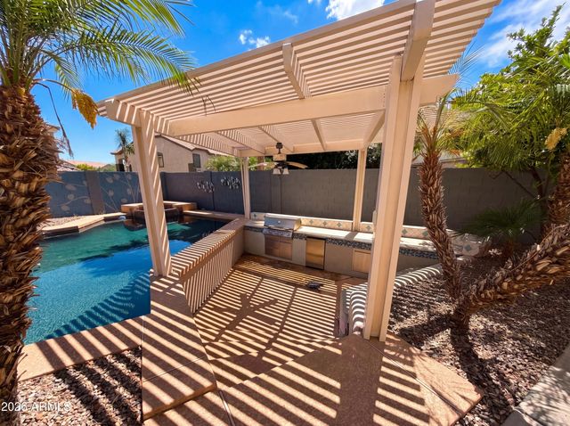 5509 W ROWEL Road, Phoenix, AZ 85083