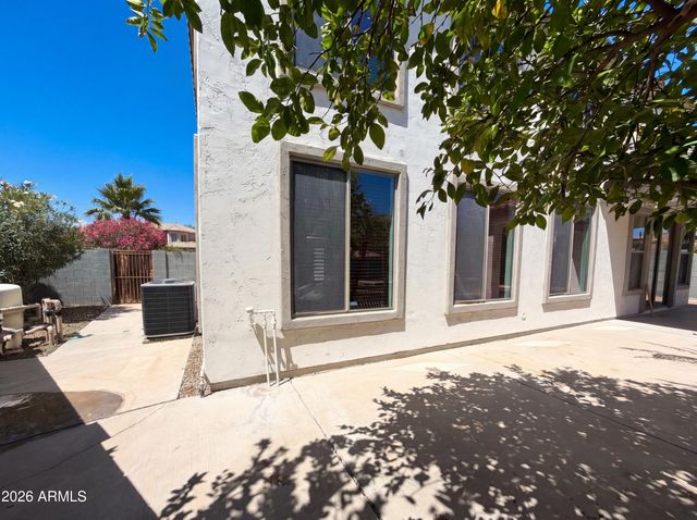 5509 W ROWEL Road, Phoenix, AZ 85083