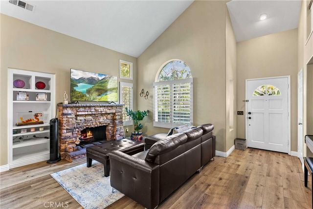 9 El Guiro, Rancho Santa Margarita, CA 92688