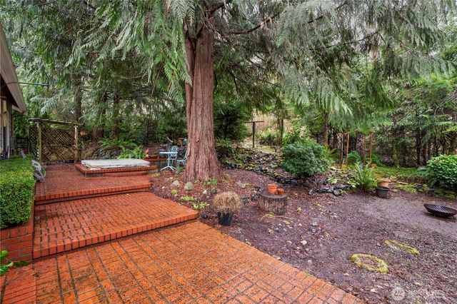 43 McKenzie Lane, Port Ludlow, WA 98365