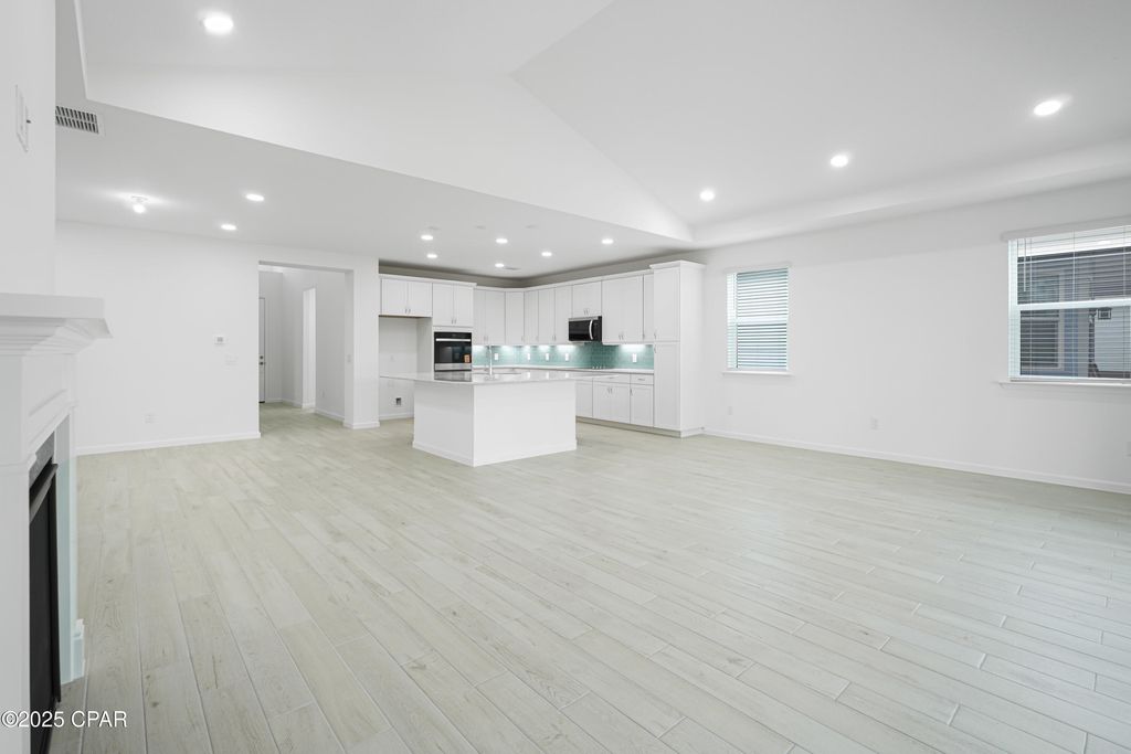 Image 7 of property listing at 9454 Escape Avenue, Panama City Beach, FL 32413