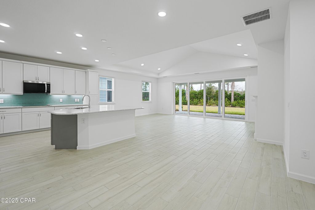 Image 8 of property listing at 9454 Escape Avenue, Panama City Beach, FL 32413