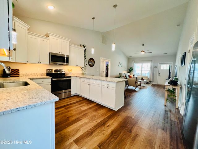 126 NW 18th Street, Oak Island, NC 28465