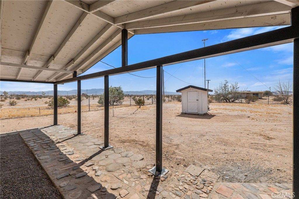 Image 8 of property listing at 83626 Carey Rd, 29 Palms, CA 92277