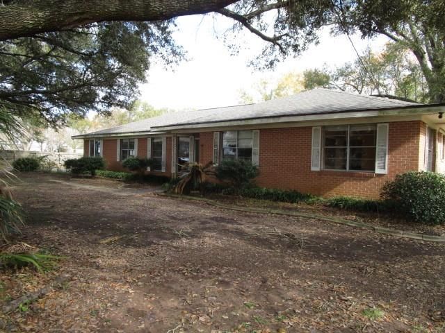 10048 BAYOU DES GLAISIES Street, Moreauville, LA 71355