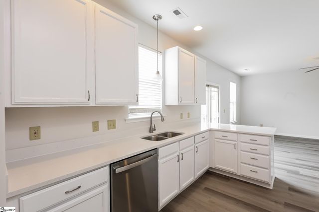 9 Dunsborough Drive, Simpsonville, SC 29680