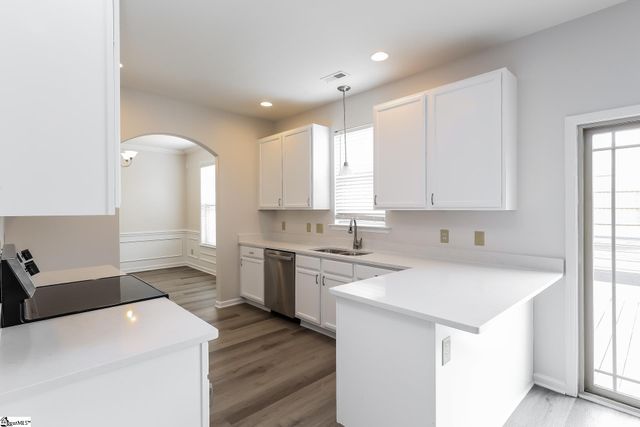 9 Dunsborough Drive, Simpsonville, SC 29680