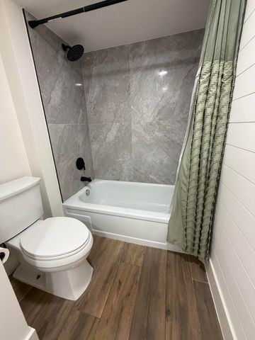 1210 12th Ct Court, Palm Beach Gardens, FL 33410