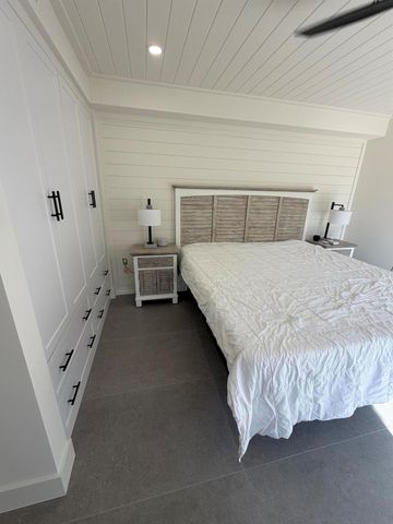 1210 12th Ct Court, Palm Beach Gardens, FL 33410