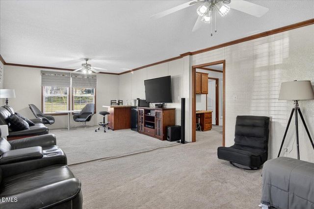 98 W Beverly Lane, Henderson, NC 27537