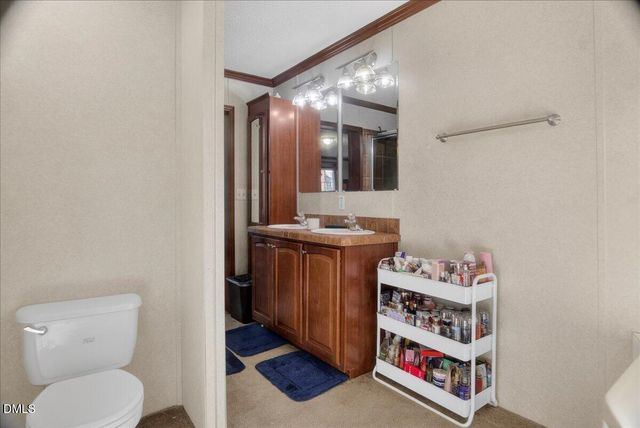 98 W Beverly Lane, Henderson, NC 27537