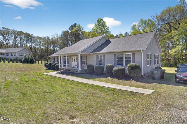 98 W Beverly Lane, Henderson, NC 27537