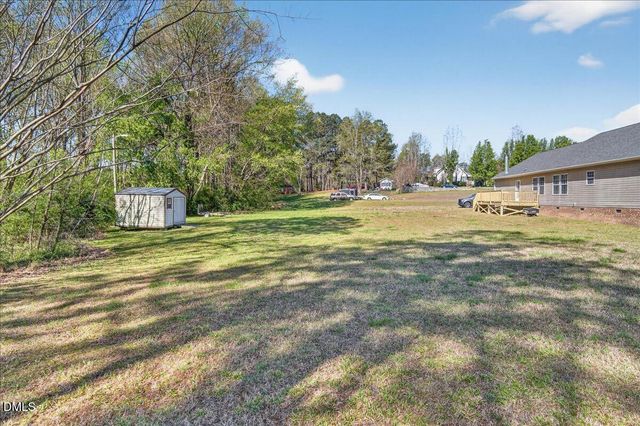 98 W Beverly Lane, Henderson, NC 27537